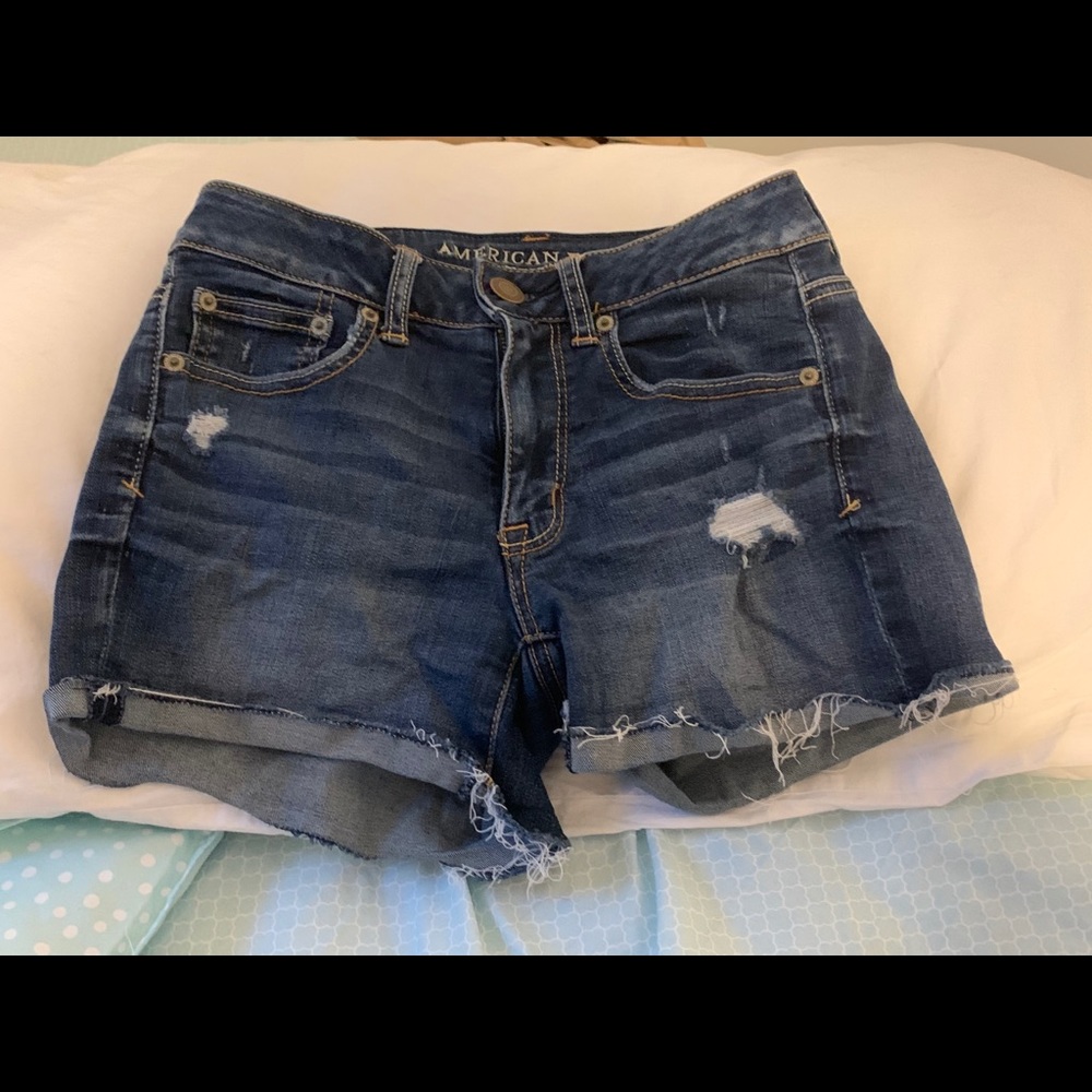 AMERICAN EAGLE HI RISE SHORTIE JEAN SHORTS